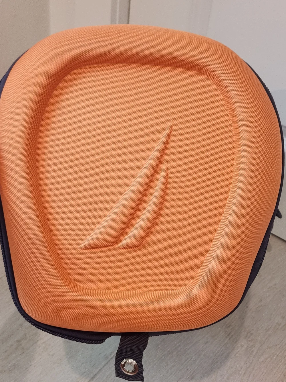 Nautica Duffle Bag Collapsable Orange Embossed Sail Logo Hard Clam Shell Case